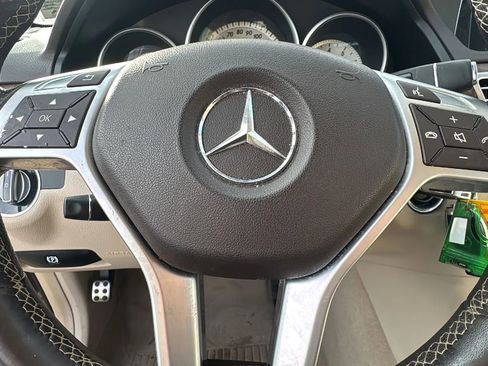 Used 2016 Mercedes-Benz E 350 Sedan image 22