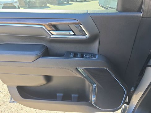 Used 2024 Chevrolet Silverado 1500 RST image 29