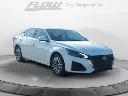 New 2025 Nissan Altima 2.5 SV w/ SV Premium Package