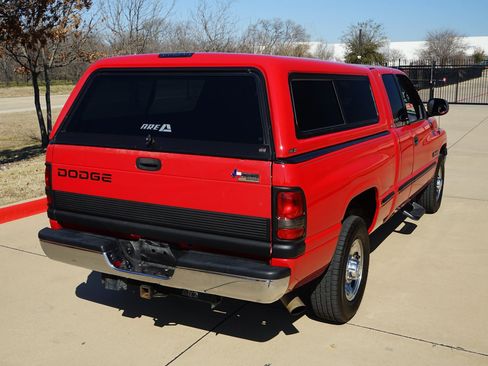 Used 1999 Dodge Ram 2500 Truck 2WD Quad Cab image 14