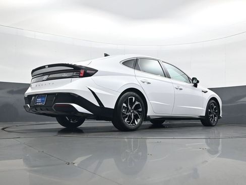 Certified 2025 Hyundai Sonata SEL image 25