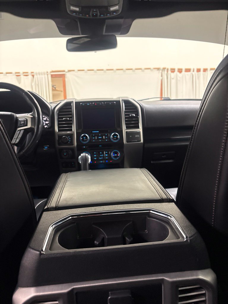 Used 2018 Ford F150 Platinum w/ Equipment Group 701A Luxury AWD/4WD image 20