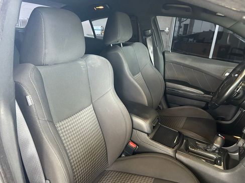 Used 2019 Dodge Charger R/T w/ Driver Confidence Group RWD image 20