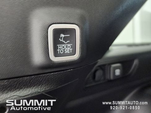 New 2026 Jeep Grand Cherokee Altitude image 29