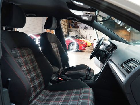 Used 2015 Volkswagen GTI S FWD image 51