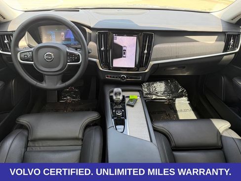 Certified 2025 Volvo V90 B6 Cross Country Ultra AWD/4WD image 10