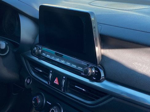 Certified 2021 Kia Forte GT-Line image 4