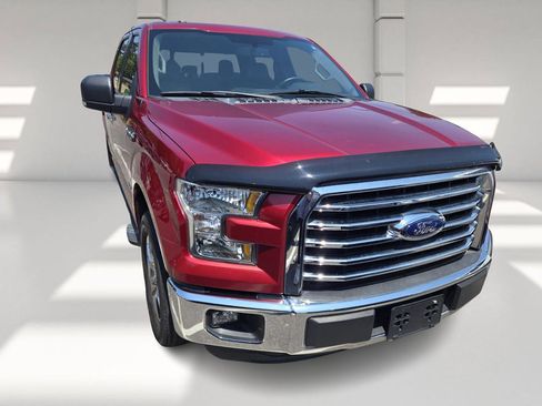 Used 2015 Ford F150 XLT w/ Equipment Group 302A Luxury RWD image 3