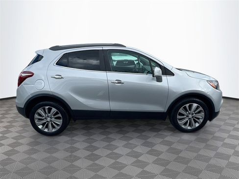 Used 2019 Buick Encore Preferred image 5