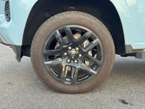 Used 2025 Chevrolet Colorado Z71 w/ Z71 Convenience Package 2 image 9