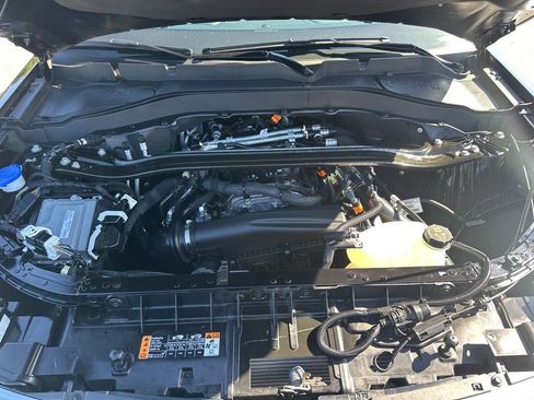 Used 2025 Ford Explorer Platinum image 38