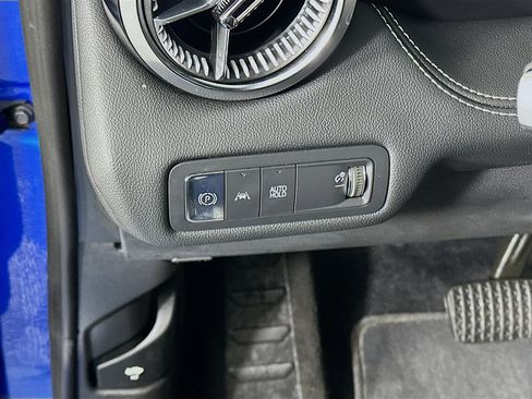 Used 2024 Chevrolet Blazer EV LT AWD/4WD image 17