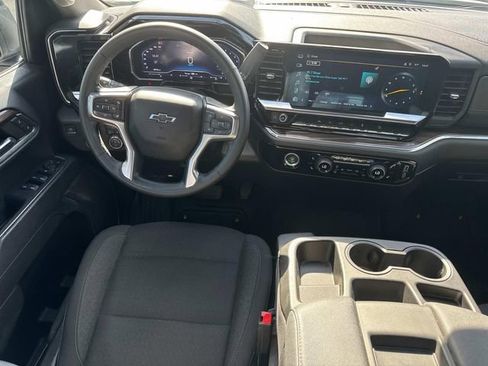 Certified 2024 Chevrolet Silverado 1500 RST w/ Z71 Off-Road Package image 15