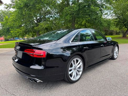Used 2017 Audi S8 Plus AWD/4WD image 7