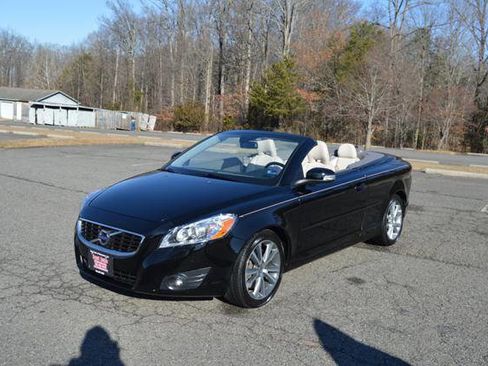 Used 2011 Volvo C70 T5 w/ Convenience Pkg image 61