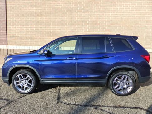 Used 2023 Honda Passport EX-L image 5