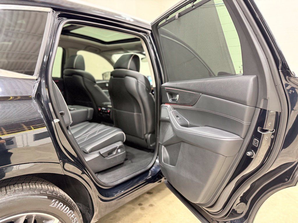 Used 2025 Acura MDX w/ Advance Package AWD/4WD image 49