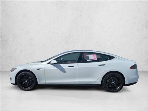 Used 2014 Tesla Model S 60 image 9