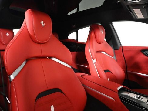 Used 2026 Ferrari Purosangue AWD/4WD image 17