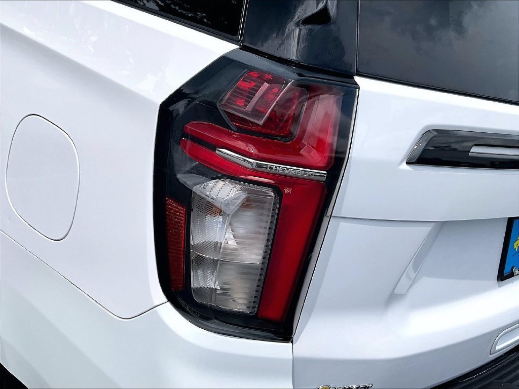 Used 2021 Chevrolet Suburban RST w/ Luxury Package AWD/4WD image 35