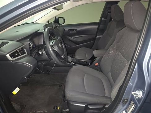 Used 2022 Toyota Corolla LE FWD image 6