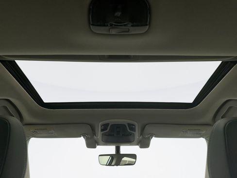 Used 2022 Subaru Legacy Limited image 19