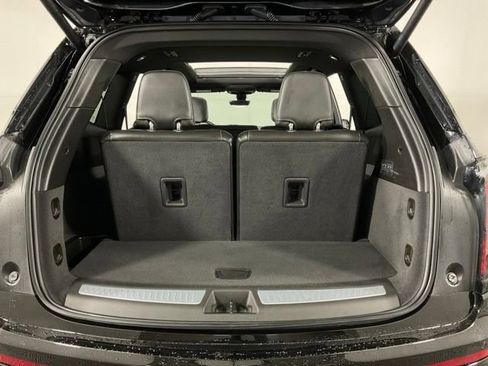 Certified 2025 Cadillac XT6 Sport w/ Technology Package AWD/4WD image 34