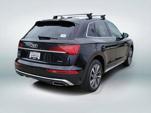 Certified 2023 Audi Q5 2.0T Premium w/ Convenience Package AWD/4WD image 3