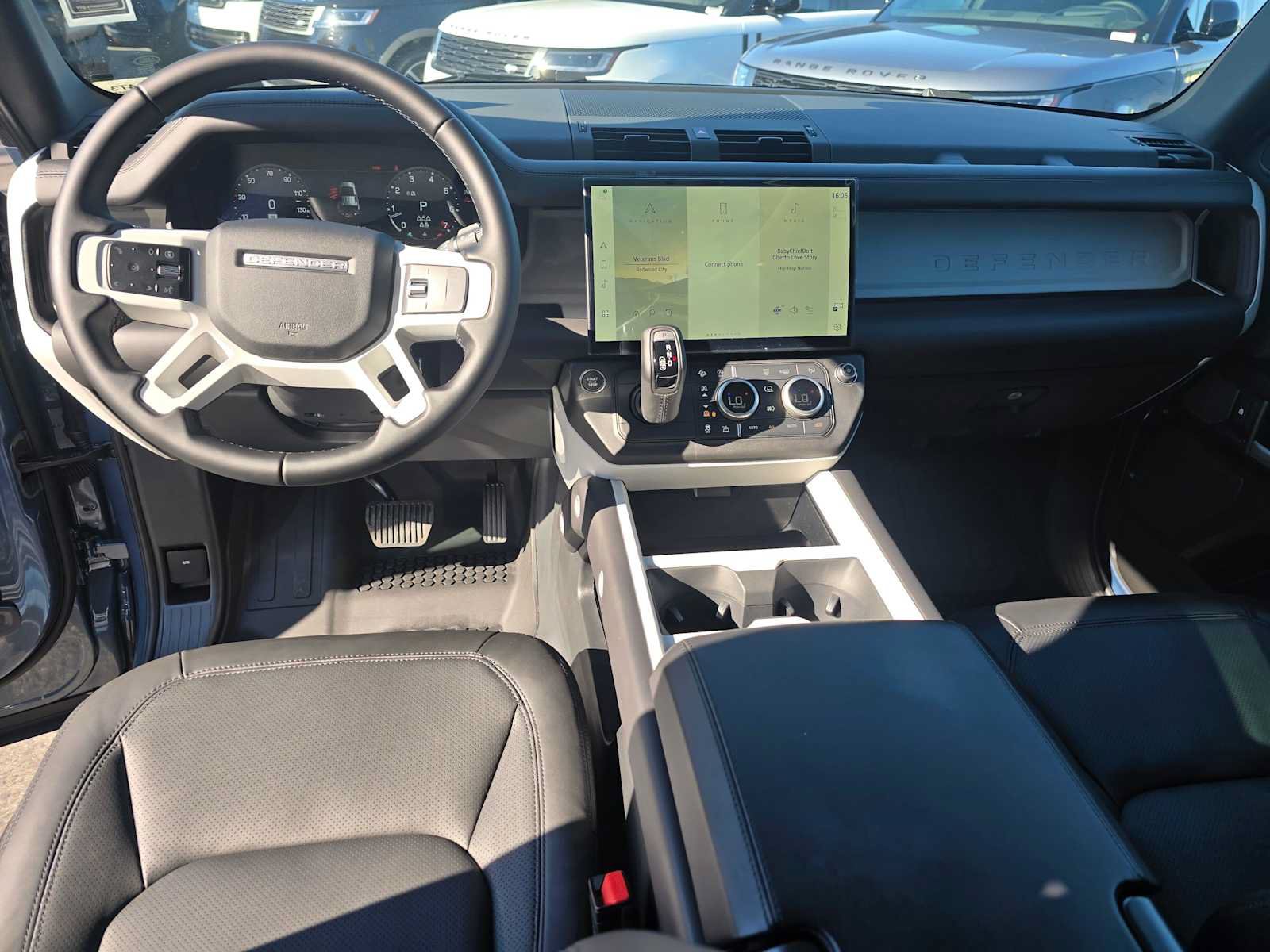 New 2026 Land Rover Defender 110 S AWD/4WD image 19