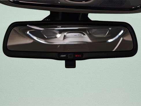 Used 2017 Jeep Cherokee Latitude w/ Cold Weather Group image 23