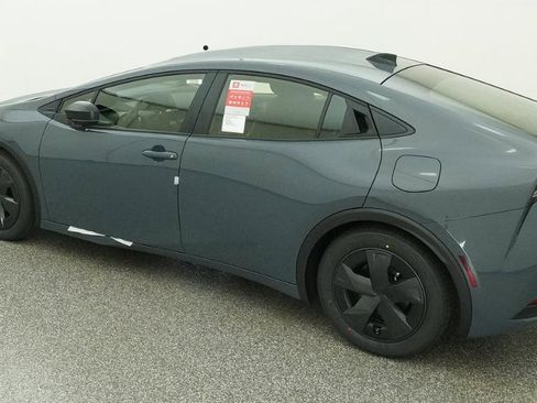 New 2026 Toyota Prius Plug-In Hybrid image 34