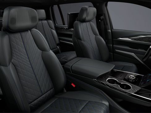 New 2026 Cadillac Escalade IQ Luxury 1 w/ LPO, Floor Liner Package image 33