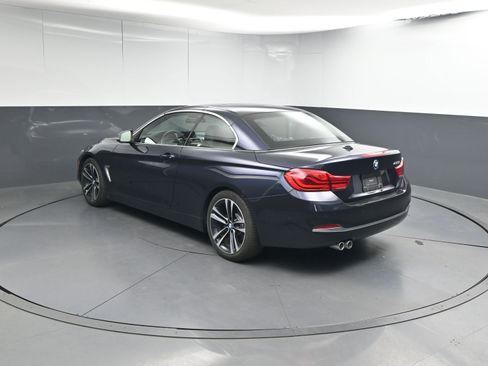 Used 2018 BMW 430i Convertible image 3