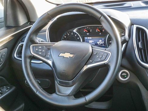 Used 2024 Chevrolet Equinox LT image 16