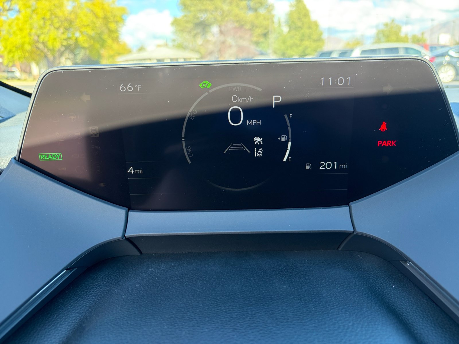 New 2027 Toyota Prius Limited w/ Limited Premium Package FWD image 13