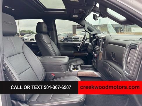 Used 2022 Chevrolet Silverado 3500 High Country w/ Snow Plow Prep/Camper Package AWD/4WD image 11