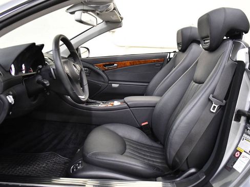 Used 2009 Mercedes-Benz SL 550 image 11