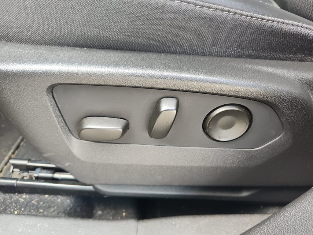 Used 2021 Buick Envision Preferred FWD image 22