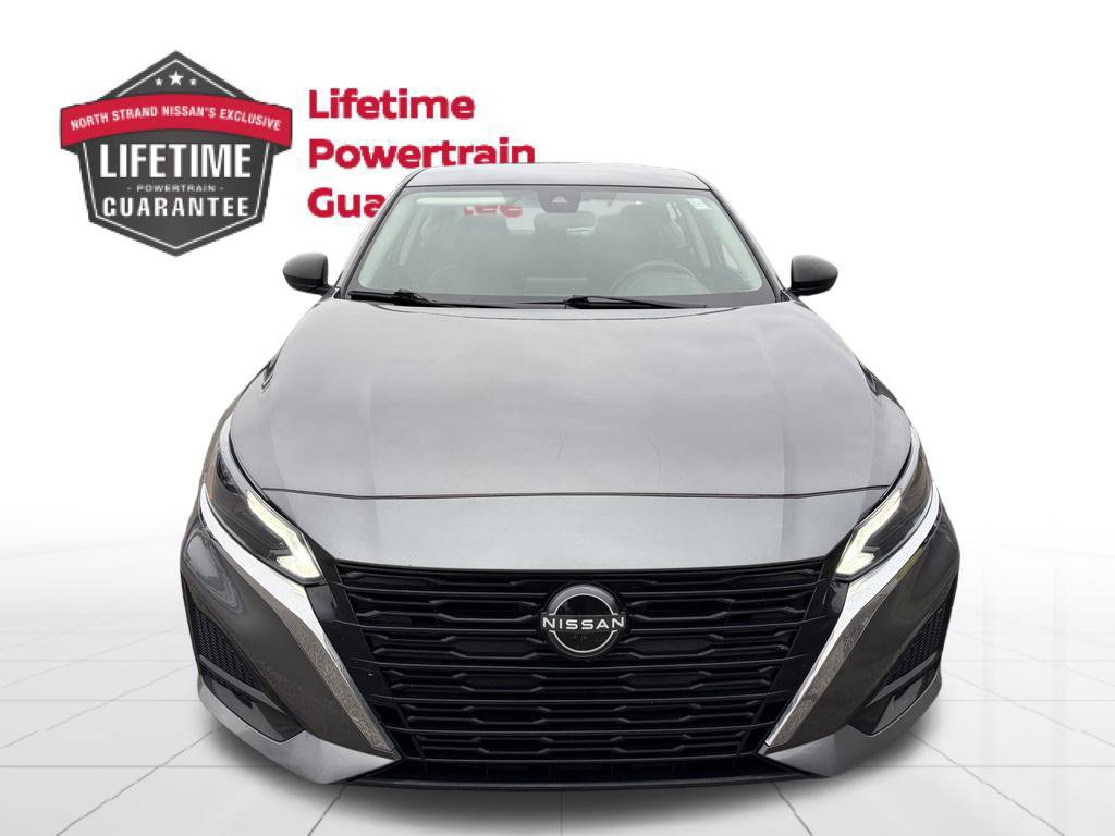 Certified 2024 Nissan Altima 2.5 SV FWD image 10