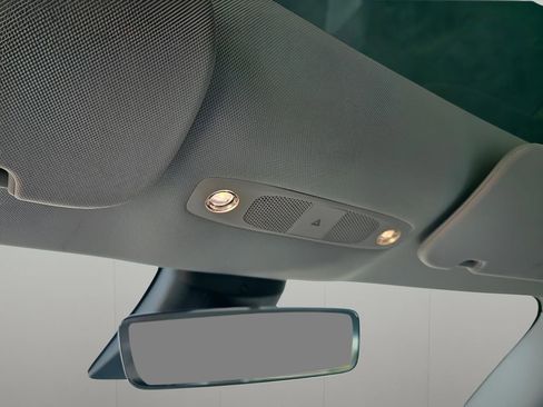 Used 2022 Tesla Model 3 Long Range image 18