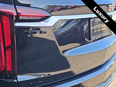 Used 2023 Cadillac XT6 Luxury AWD/4WD image 11