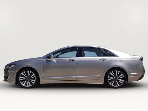 Used 2018 Lincoln MKZ Reserve FWD image 5