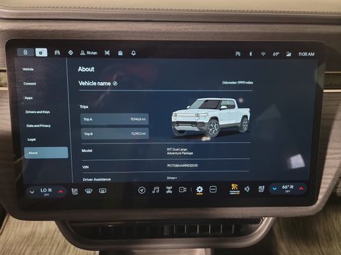 Used 2024 Rivian R1T Adventure Dual AWD/4WD image 27