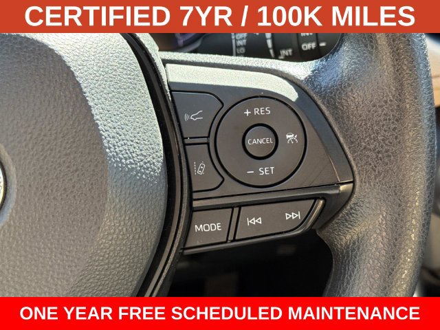 Used 2025 Toyota RAV4 XLE AWD/4WD image 23