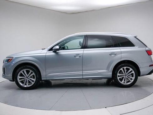 Used 2025 Audi Q7 3.0T Premium Plus AWD/4WD image 2