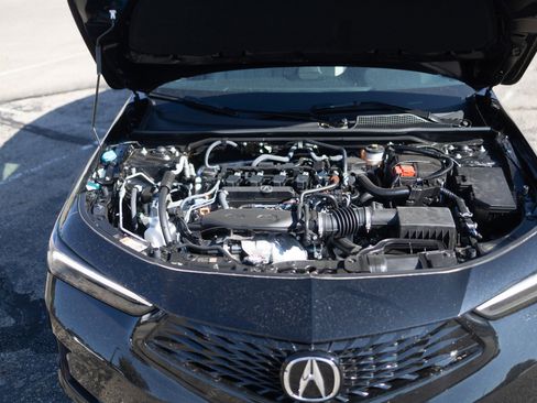 New 2025 Acura Integra image 15