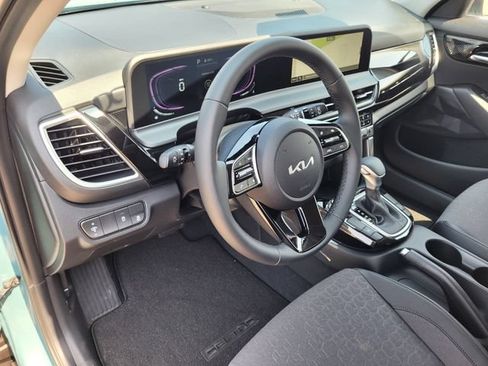 New 2026 Kia Seltos S FWD image 9