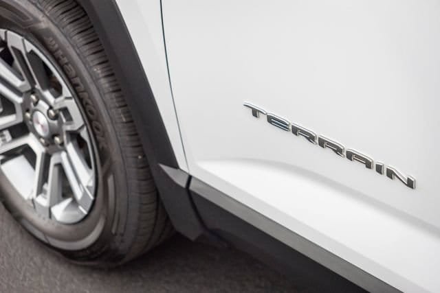 Certified 2025 GMC Terrain Elevation AWD/4WD image 27