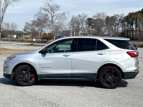 Used 2019 Chevrolet Equinox LT image 17
