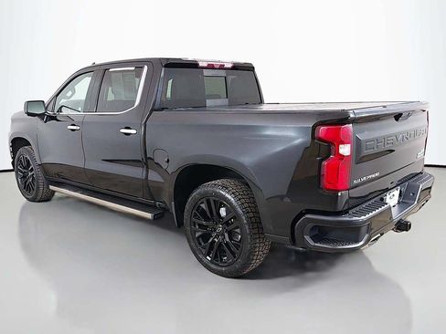 Used 2020 Chevrolet Silverado 1500 High Country w/ Technology Package AWD/4WD image 15